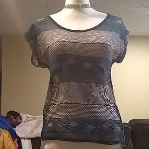 Lacy navy Threads top